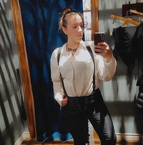 Meet your Posher, Vanessa